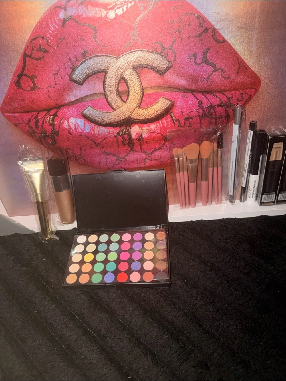 Popfeel 10 PC Set Multi-Color Eyeshadow & Brush Set & More